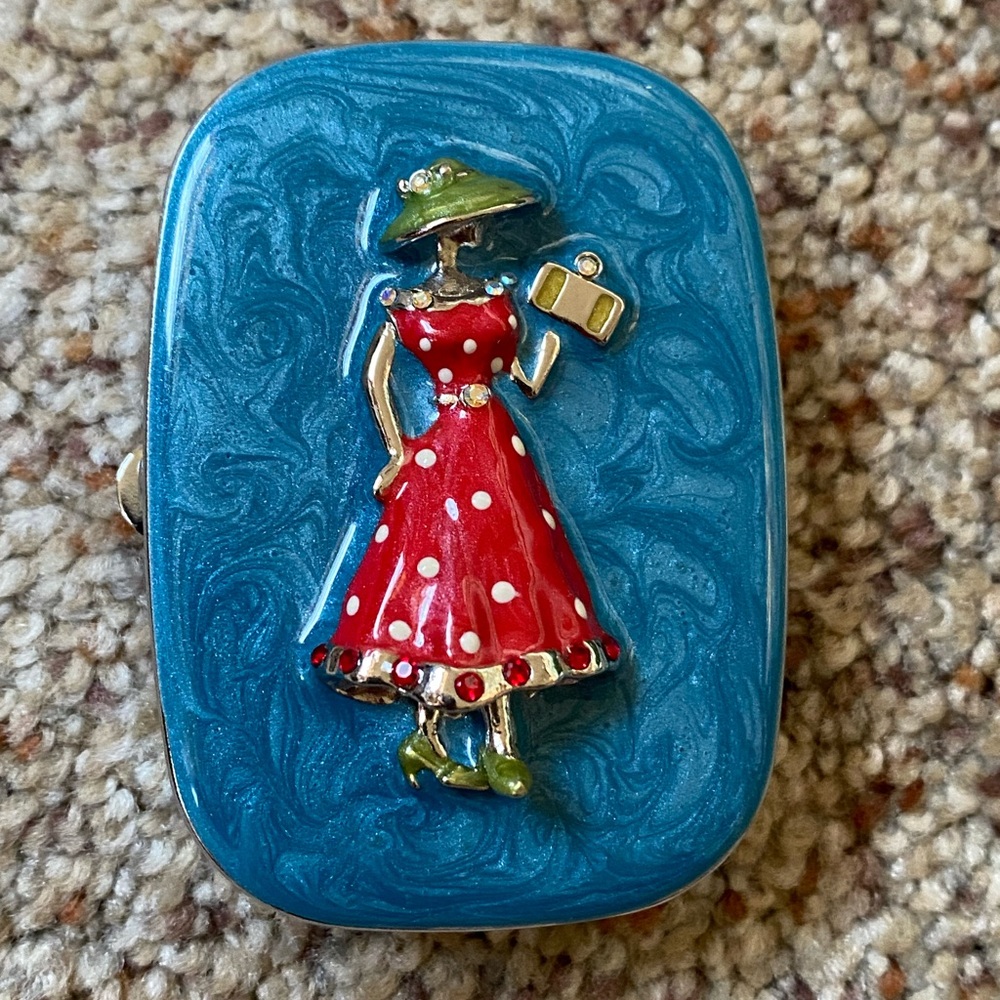 NWT-Nordstrom Travel Sewing Box/Pill Box - Picture 5 of 5